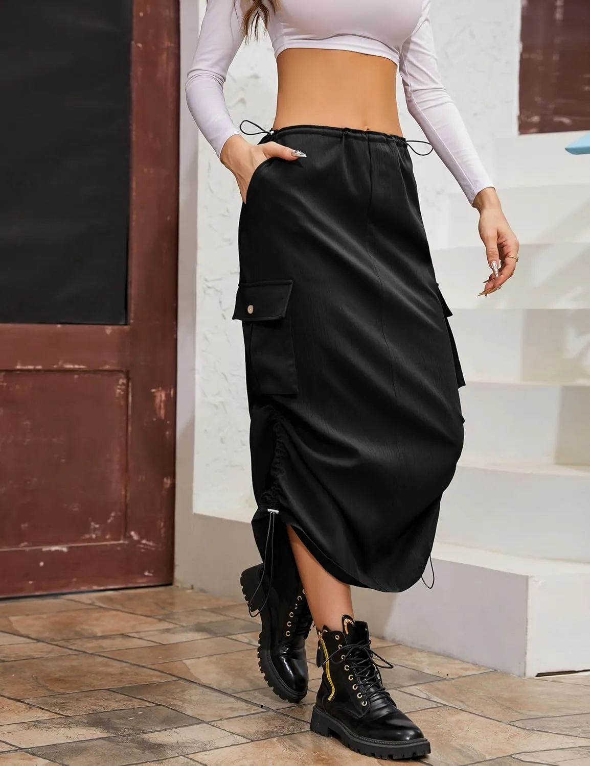 BLUEMING Women Y2k Cargo Long Skirt Low Waist Drawstring Maxi Skirt Ruched Vintage Slit Cargo Skirt with Pockets