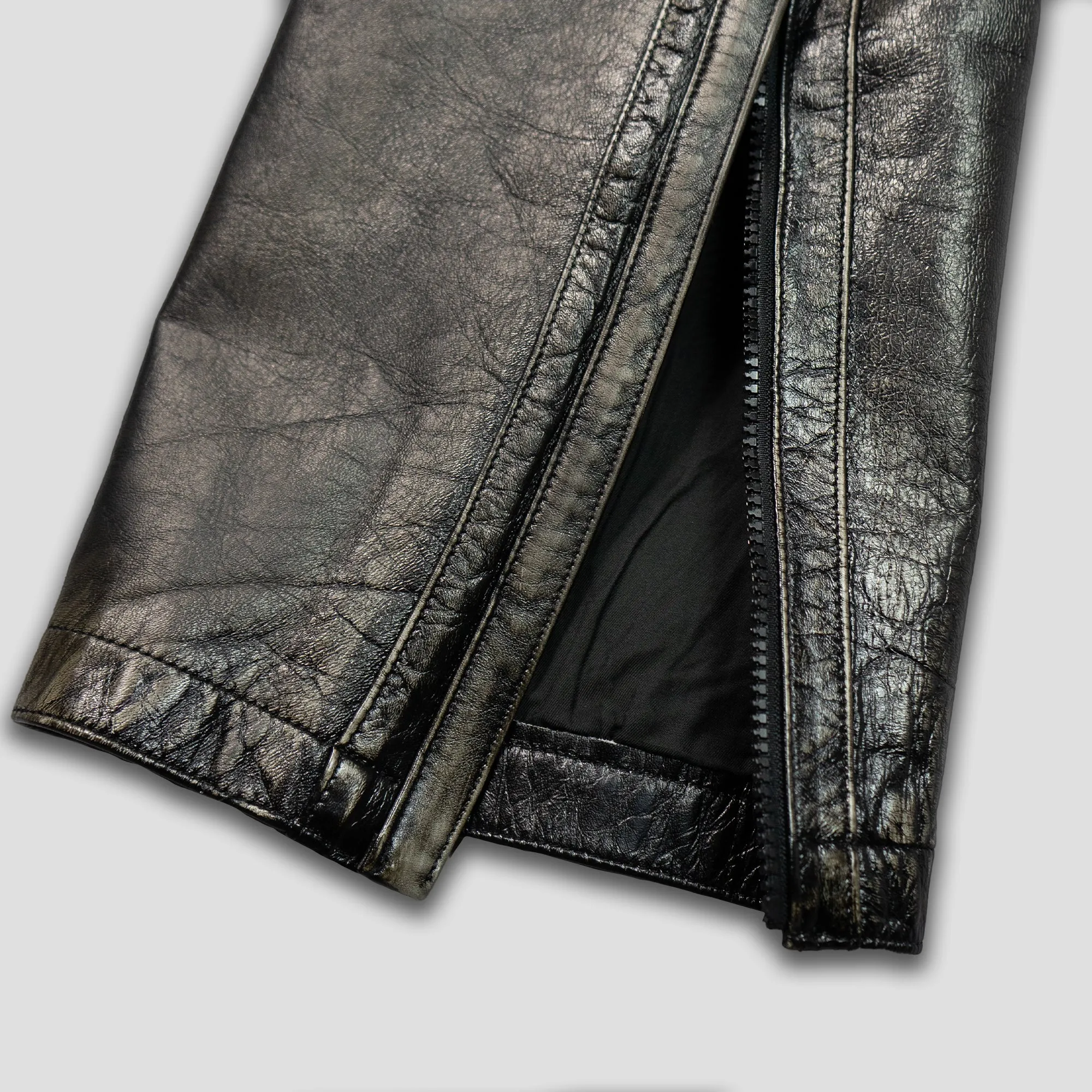 LEATHER PANTS