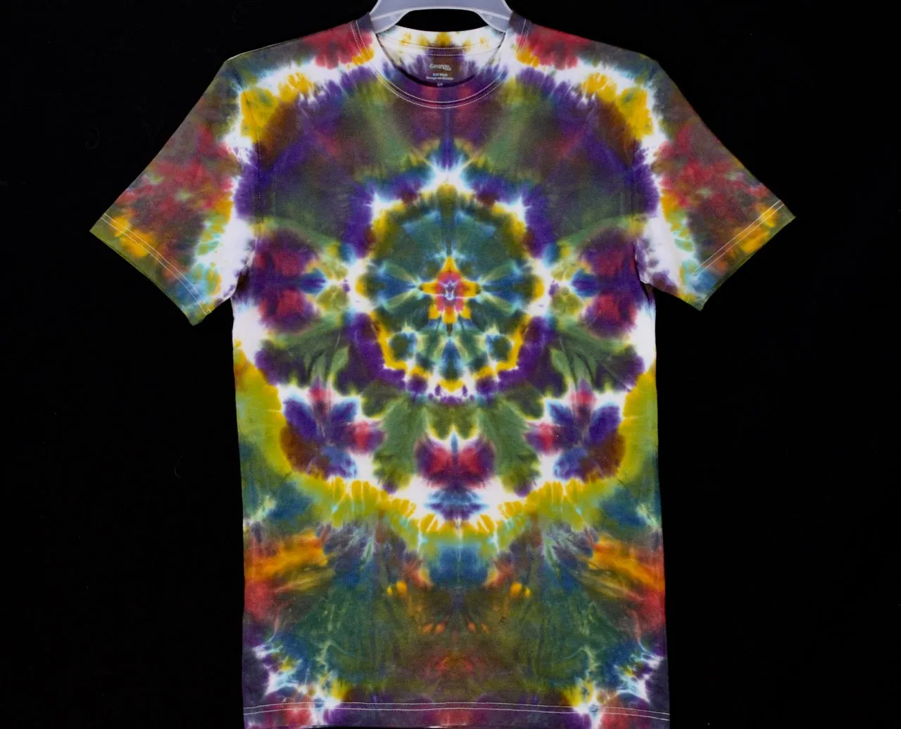 reg. cotton T shirt Small #2830 Mandala design $80