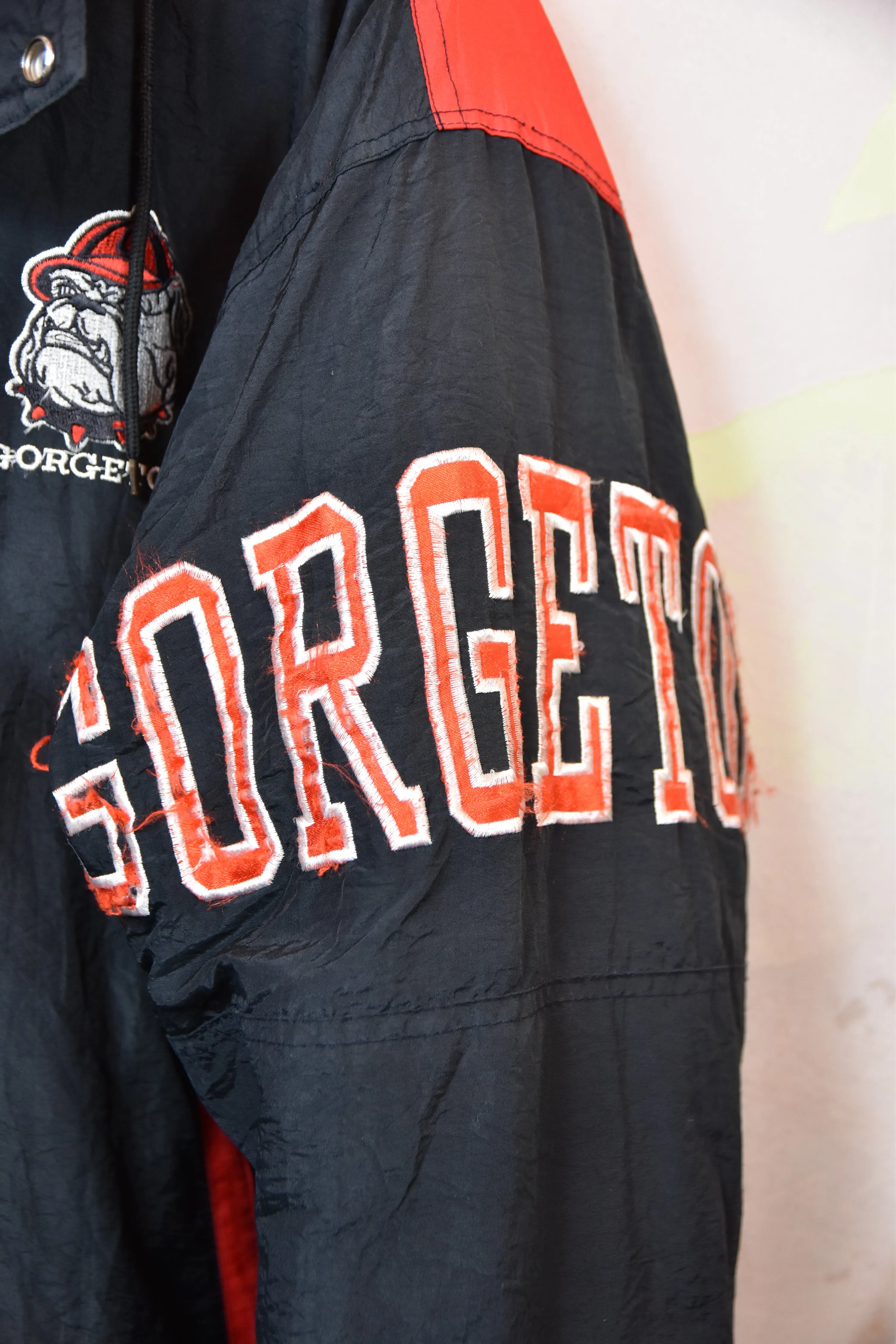 STARTER schwarz-rote oversized Jacke mit Patches, Gr. XXL
