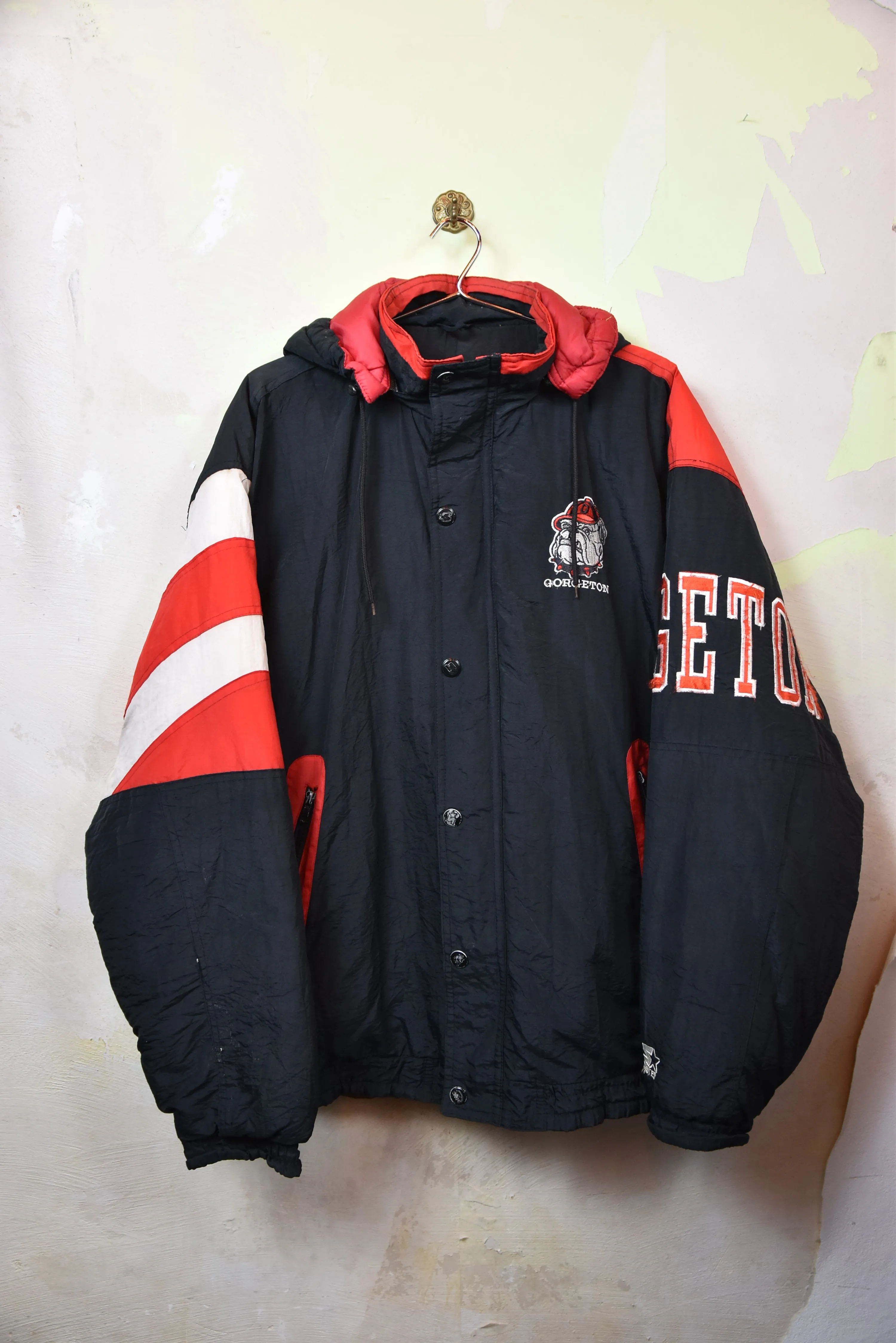 STARTER schwarz-rote oversized Jacke mit Patches, Gr. XXL